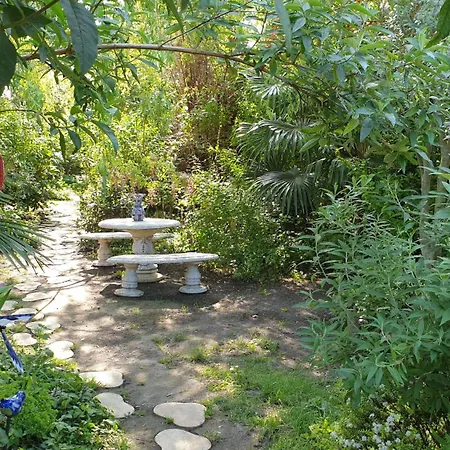 Konukevi D'hotes - Le Nador Meurchin