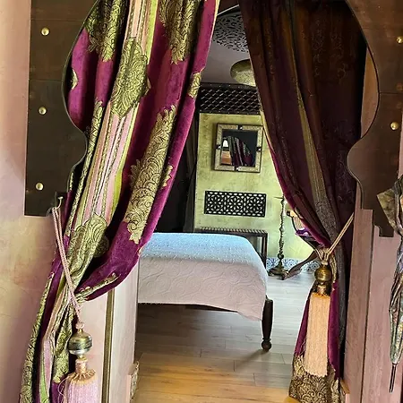 D'hotes - Le Nador 4* Meurchin